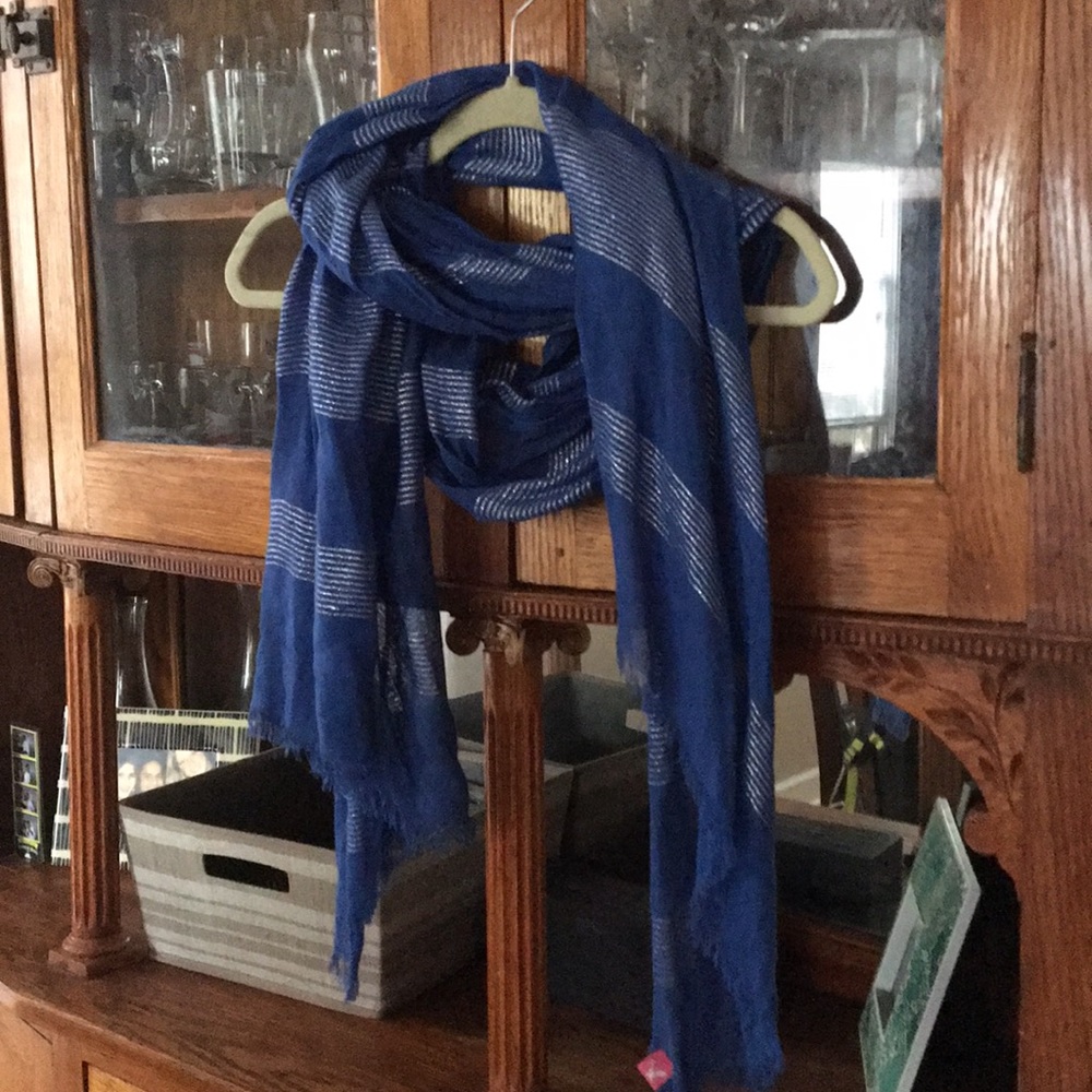 AEO Scarf